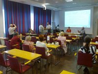 Standaarienjako  Tässä Tapio Tolonen noutamassa omaan standaariansa.